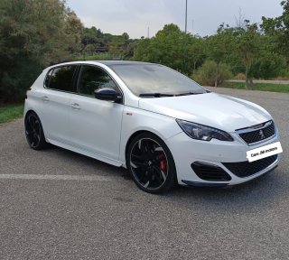 Peugeot 308 2015