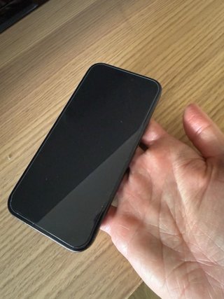 iPhone 15 - 94% salud batería