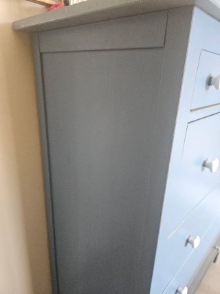 Cómoda azul Ikea HEMNES