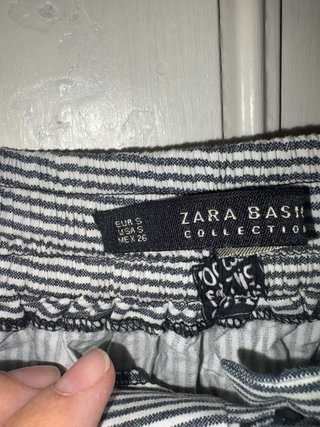Falda midi Zara rayas estampada