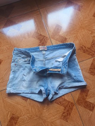 Pantalón corto vaquero Bershka Talla 38