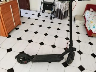 Patinete Eléctrico Negro