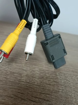 Cable AV.Como nuevo. Tricolor. Nintendo 64/SNES/GC