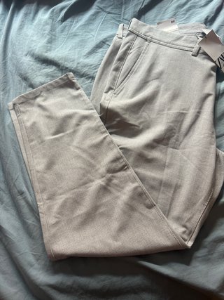 Pantalón Zara Gris Talla 48