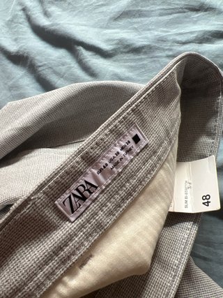 Pantalón Zara Gris Talla 48