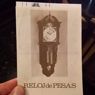 Reloj de pared antiguo