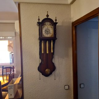 Reloj de pared antiguo