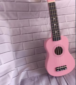 Ukelele soprano rosa