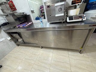 TRASPASO LOCAL FRUTERÍA Y CARNICERÍA