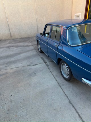 Renault R8