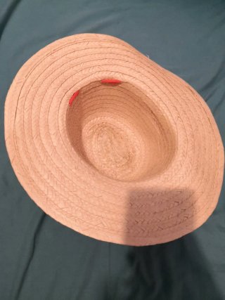 Sombrero de paja ala ancha lazo rojo
