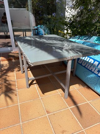 Mesa ratán cristal y 6 sillas jardín