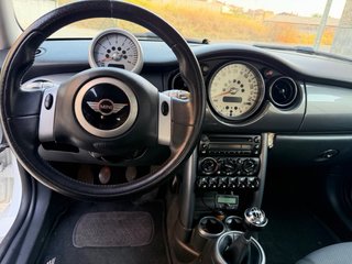 MINI Cooper 2005