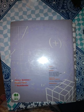 2 Libros Física y Química 1º Bachillerato
