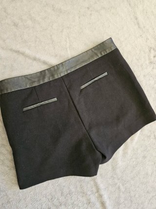 Pantalones cortos NAF NAF negros