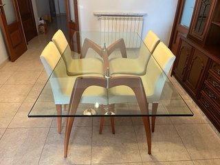 Mesa de comedor cristal y madera