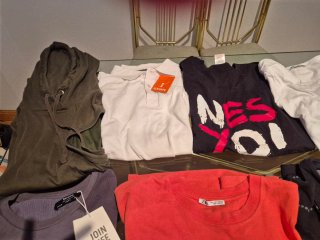 Lote 11 Camisetas Varias Marcas S y M  35 euros