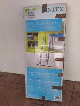 Escalera Piscina Intex Nueva