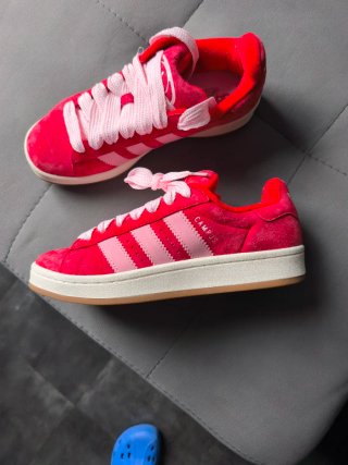 Deportivas Adidas Rojas y Rosas