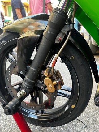 Yamaha TZR 80cc preparada para correr