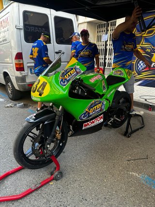 Yamaha TZR 80cc preparada para correr