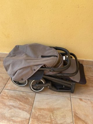 Silla de paseo Cybex Negra y Gris