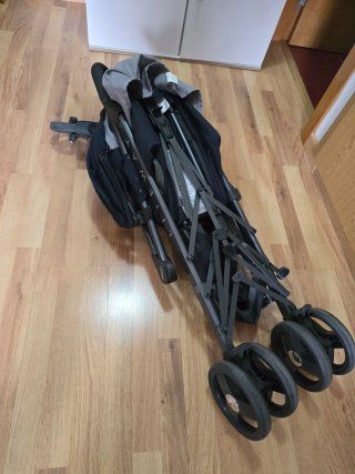 Carro de bebé Chicco negro