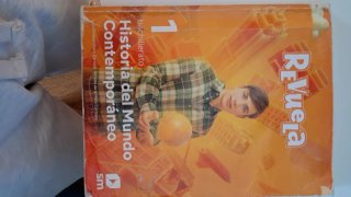 Lote de libros de primero bachillerato edebé