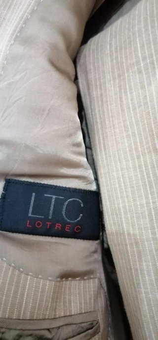 Traje de hombre beige