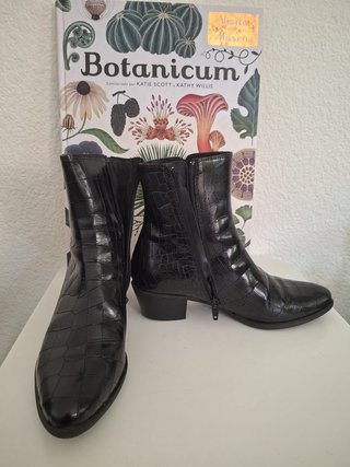 Botines Maripé Piel Negro Talla 35