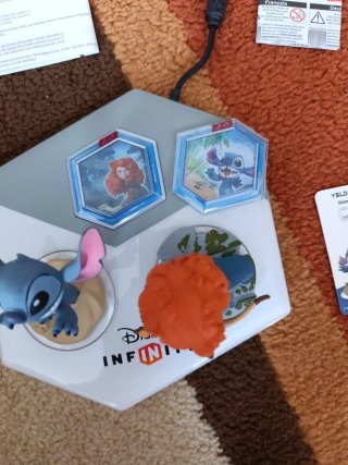 Disney Infinity Figuras y Base PS4