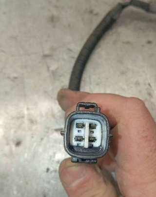 Amortiguador del izq toyota 48510 60031 land 44609