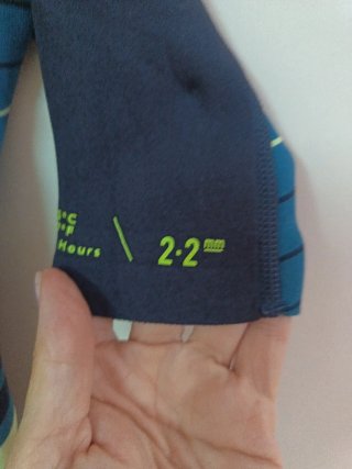 Neopreno niño Olaian azul  aprox. 9/10 años.