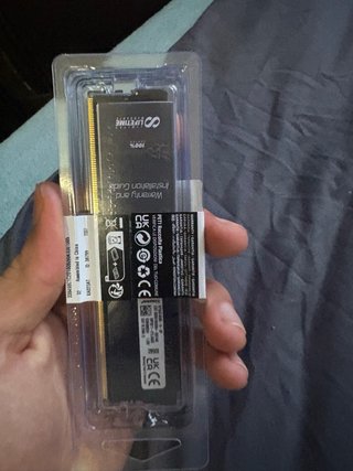 Kingston Fury DDR5 16GB 6000mh NEGOCIABLE