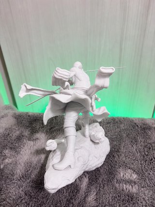 RORONOA ZORO (EN BLANCO) ONE PIECE 23 CM