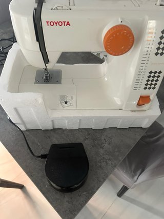 Máquina de coser Toyota FSA21