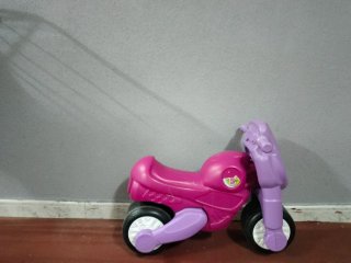 Moto de juguete infantil