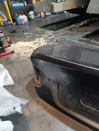 Portón trasero BMW Serie 3 E90 Gris