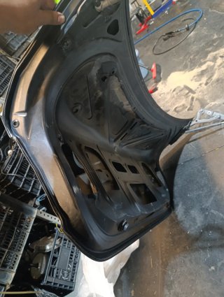 Portón trasero BMW Serie 3 E90 Gris