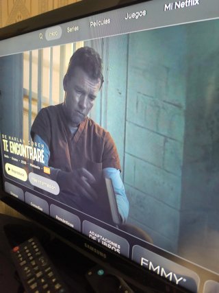 Televisor Samsung UE24H4003AW + Chromecast