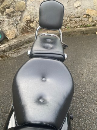 Suzuki GZ 125 Marauder Negra