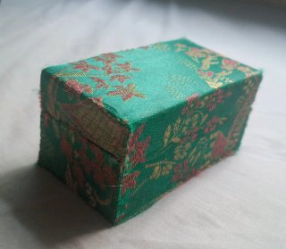 Sfere cinesi Baoding in scatola decorata