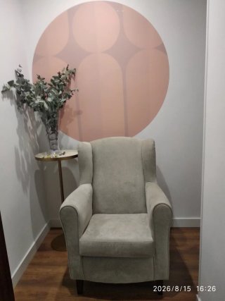 Sillón Banak Beige y Rosa