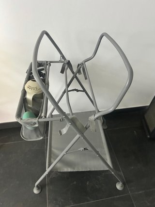 Patas para bañera Twistshake, incluyo reductor.