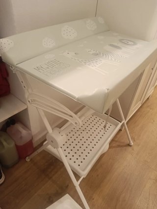 Bañera y cambiador bebé blanco y verdecito