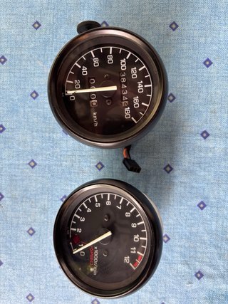 Relojes Yamaha FZR 400