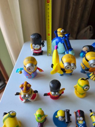 Lote 27 figuras Minions