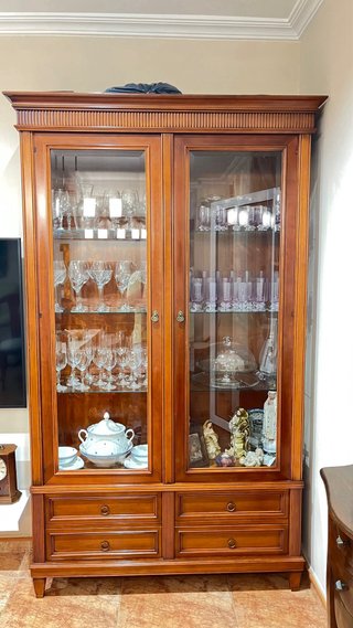 Muebles Comedor Clásico