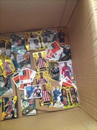 Caja Misteriosa de Cromos de Fútbol