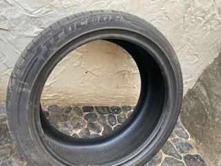 2 Neumáticos 225/40ZR18